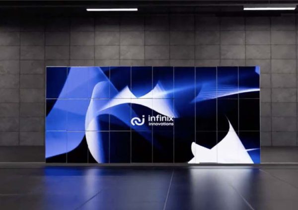 SlideX Advanced Kinetic Display